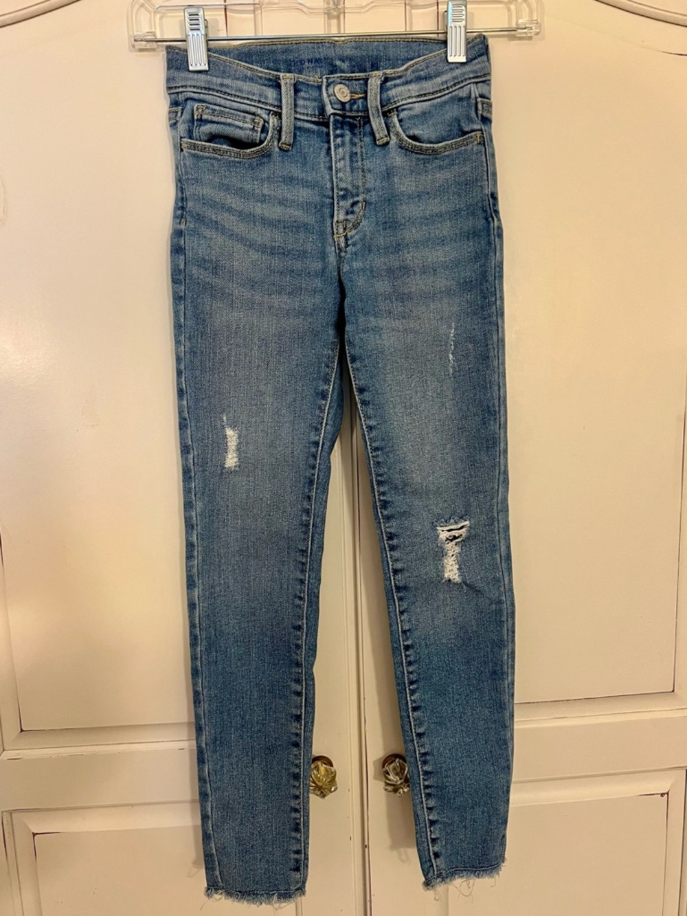 Old Navy Girls 360 Stretch Skinny Distressed Blue Jeans - Size 8